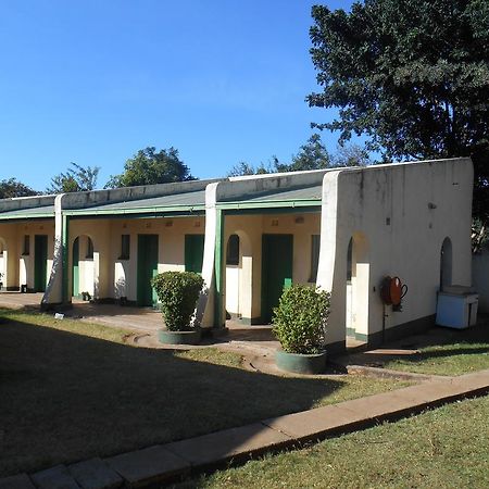 Victoria Falls Budget Hotel 外观 照片